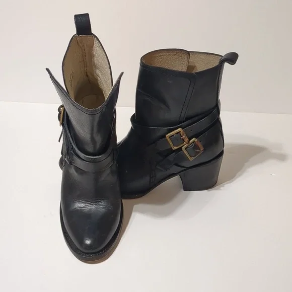 FREEBIRD by STEVEN Saintblack leather Boot women size 7